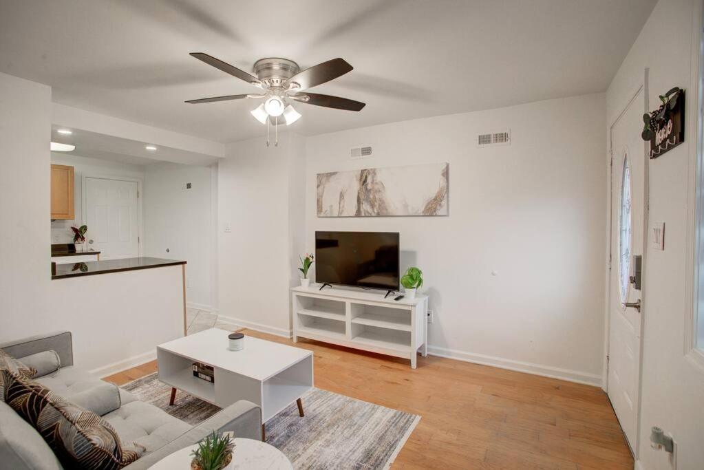 Cozy Lux 3Bd House Heart Of Fishtown Sleeps 8 Filadélfia Exterior foto